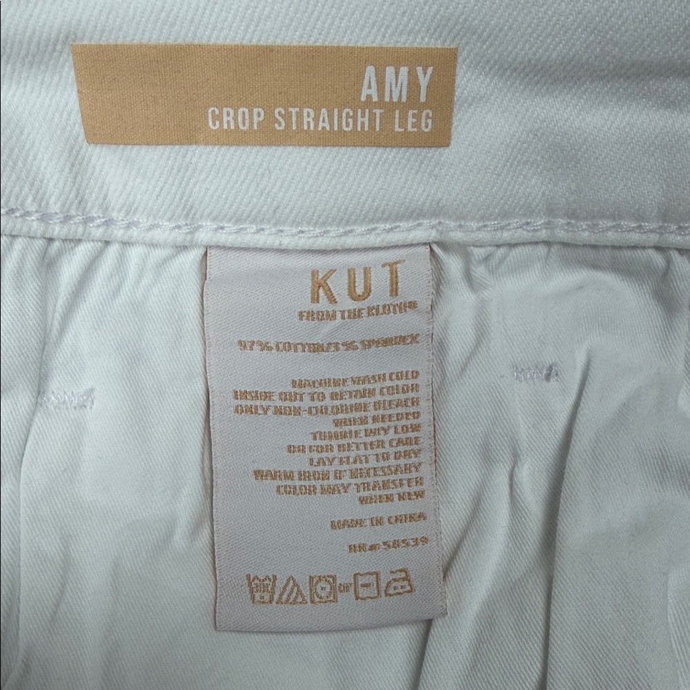 Kut from the Kloth Amy Crop Staright White Jeans. NWT. Size 14 - Picture 5 of 6